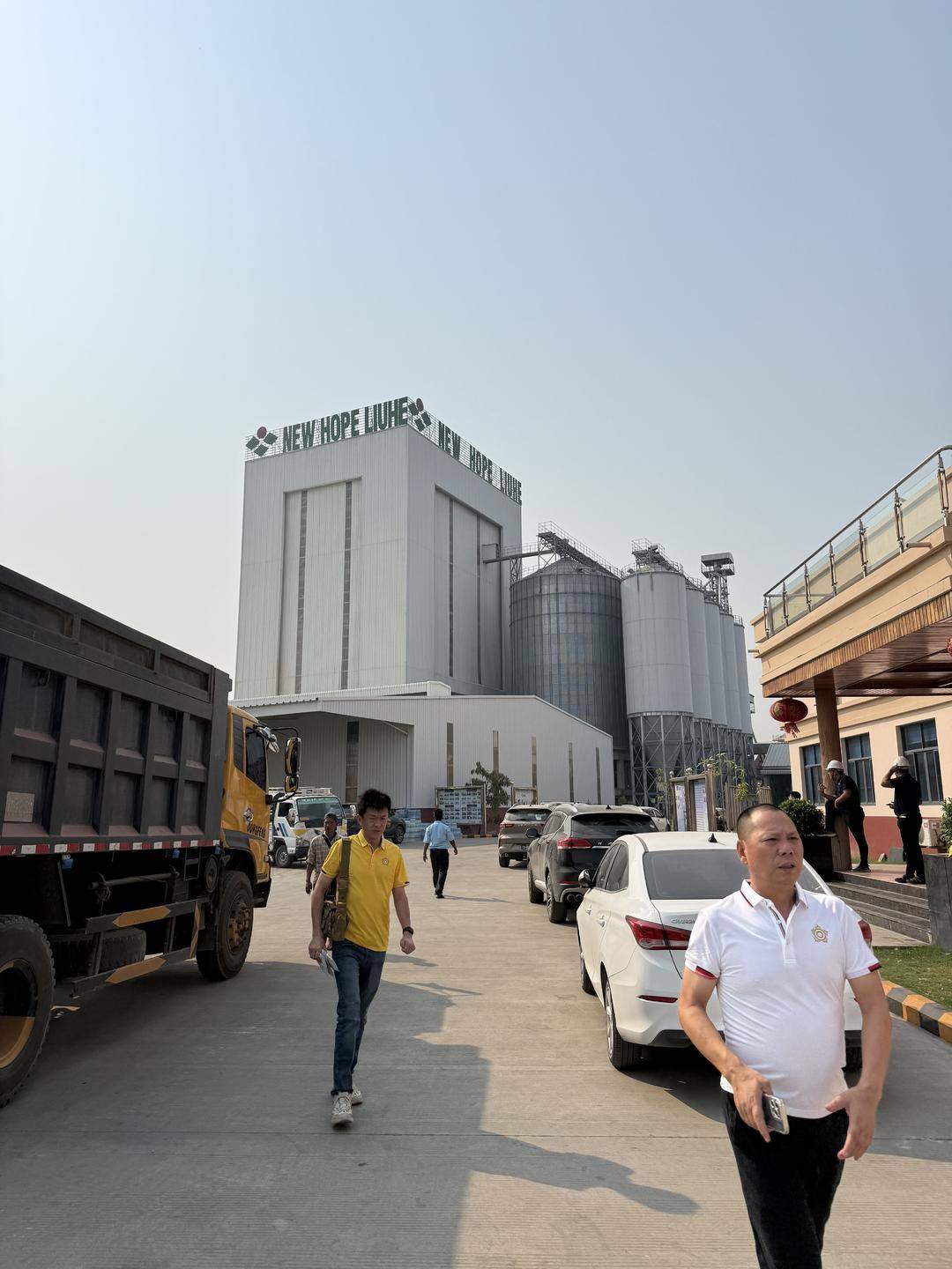 捐助现金和物资2亿多缅币 缅甸川渝总商会积极驰援地震灾区
