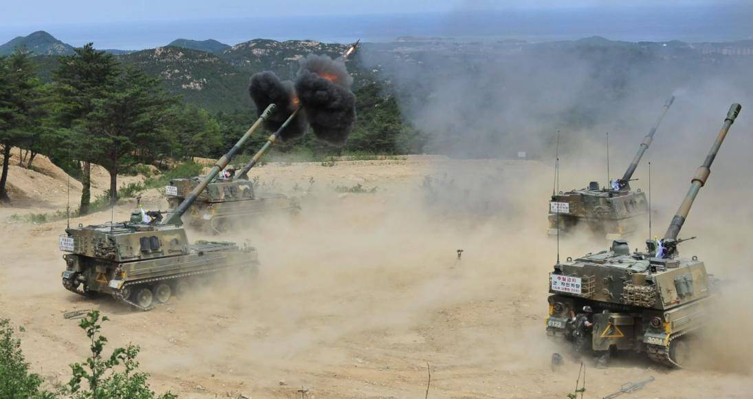 真是大手笔啊!越南豪掷3亿美元购入K-9火炮,20门火炮为何同时朝北?