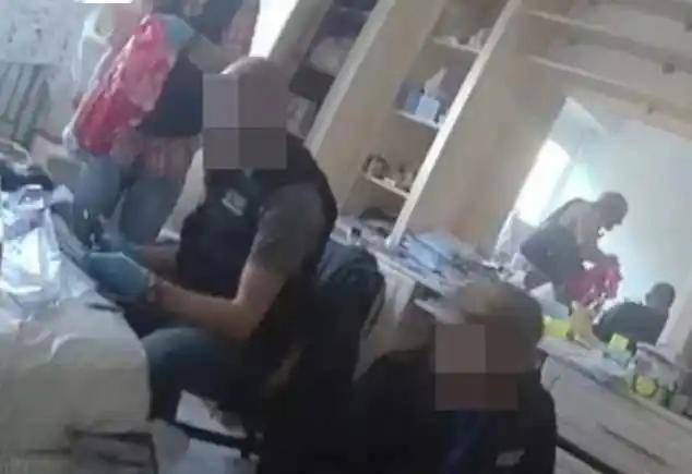 在中国卷钱的“比特币富婆”在英国认罪，巨款归谁｜大象夜读